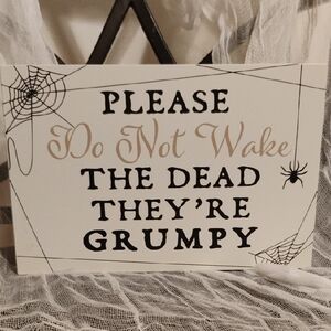 Halloween Sign - Black and Cream